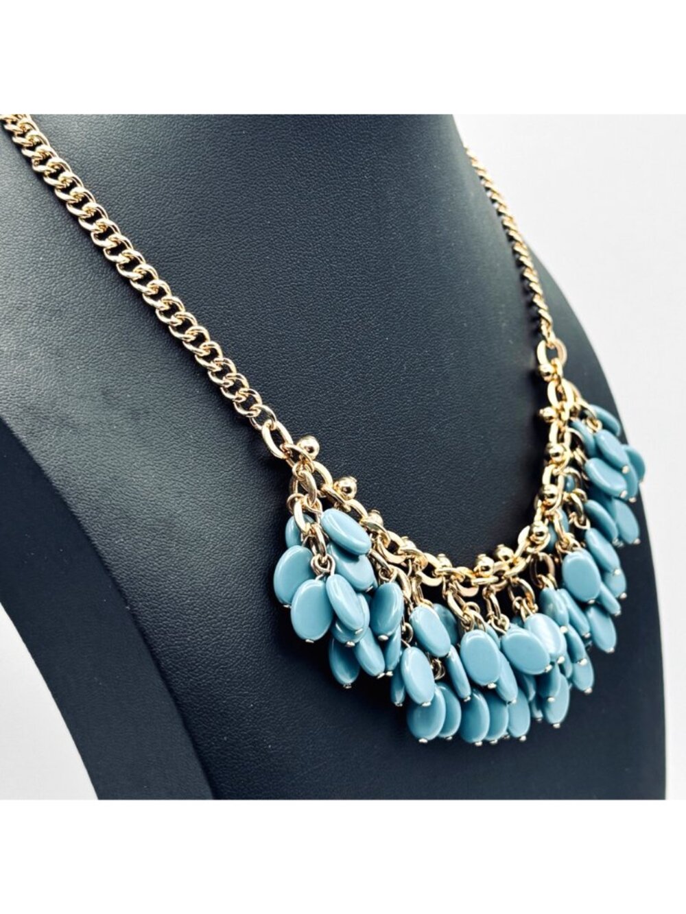 Vintage Shaky Bead Statement Necklace Blue Acrylic Gold Tone Beachy Signed SHB - Picture 2 of 7